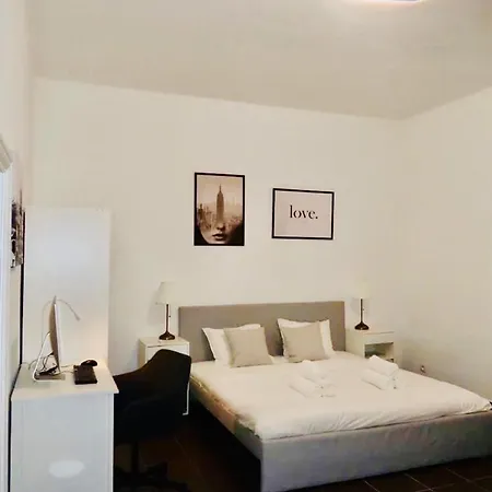 شقة Cozy In 3 براغ